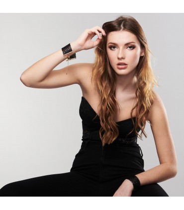 DESIR MÉTALLIQUE – HANDSCHELLEN AUS SCHWARZEM METALLGEWEBE