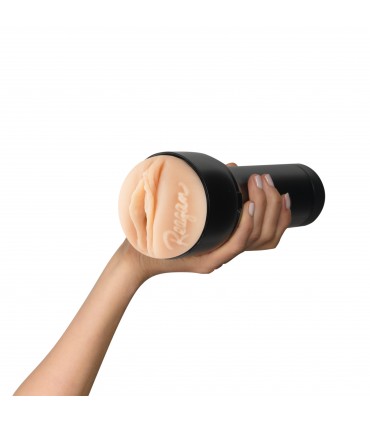 FÜHLEN SIE REAGAN FOXX VON KIIROO